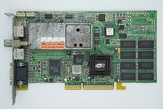 ATI Rage 128 GL All-In-Wonder 16MB 显示卡（ATI Rage 128 GL芯片）